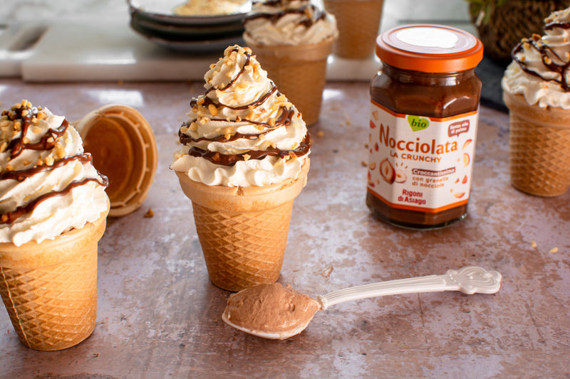 Coppetta gelato con Nocciolata Crunchy Rigoni di asiago