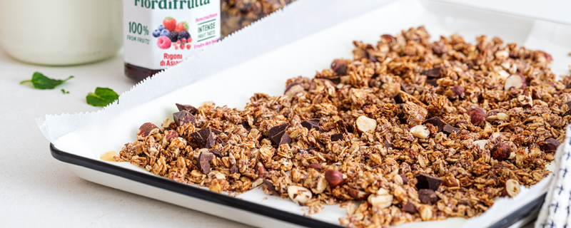 Homemade cruesli met chocolade Rigoni di asiago